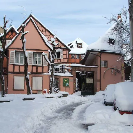 Chez Cecile Chez Le Vigneron فندق مبيت وإفطار *
