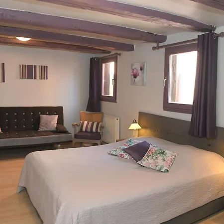 فندق مبيت وإفطار Chez Cecile Chez Le Vigneron *