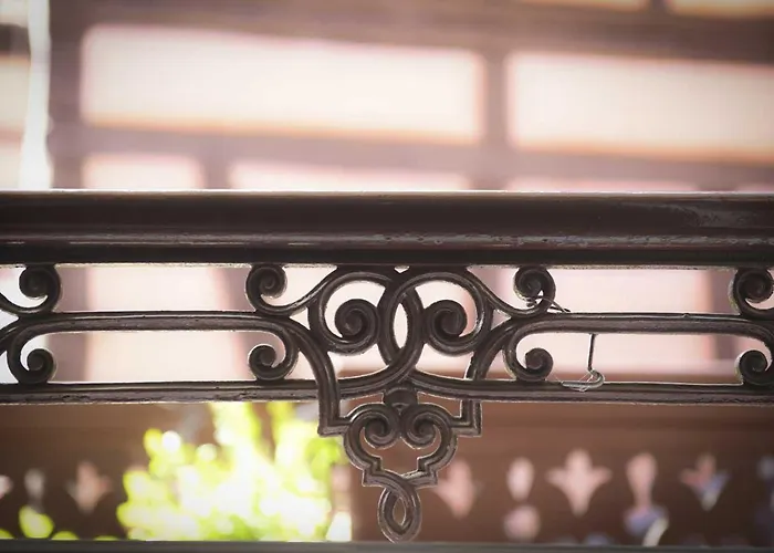 Chez Cecile Chez Le Vigneron Bed & Breakfast 3*