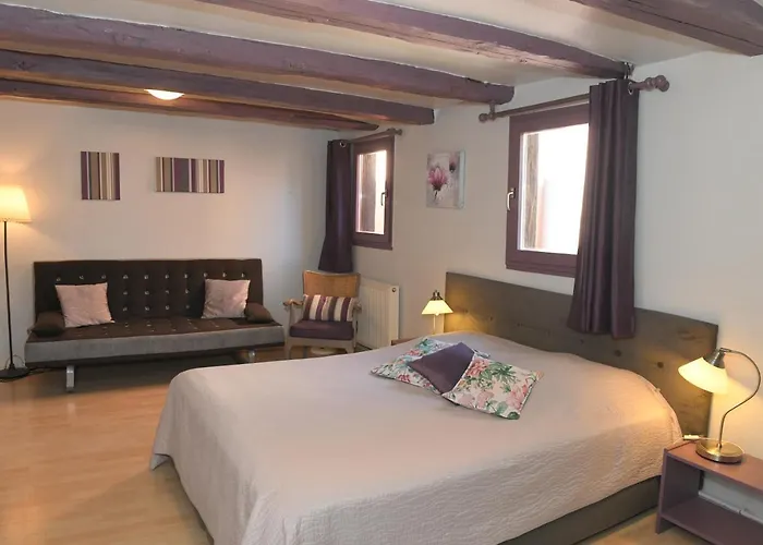 Bed & Breakfast Chez Cecile Chez Le Vigneron 3*